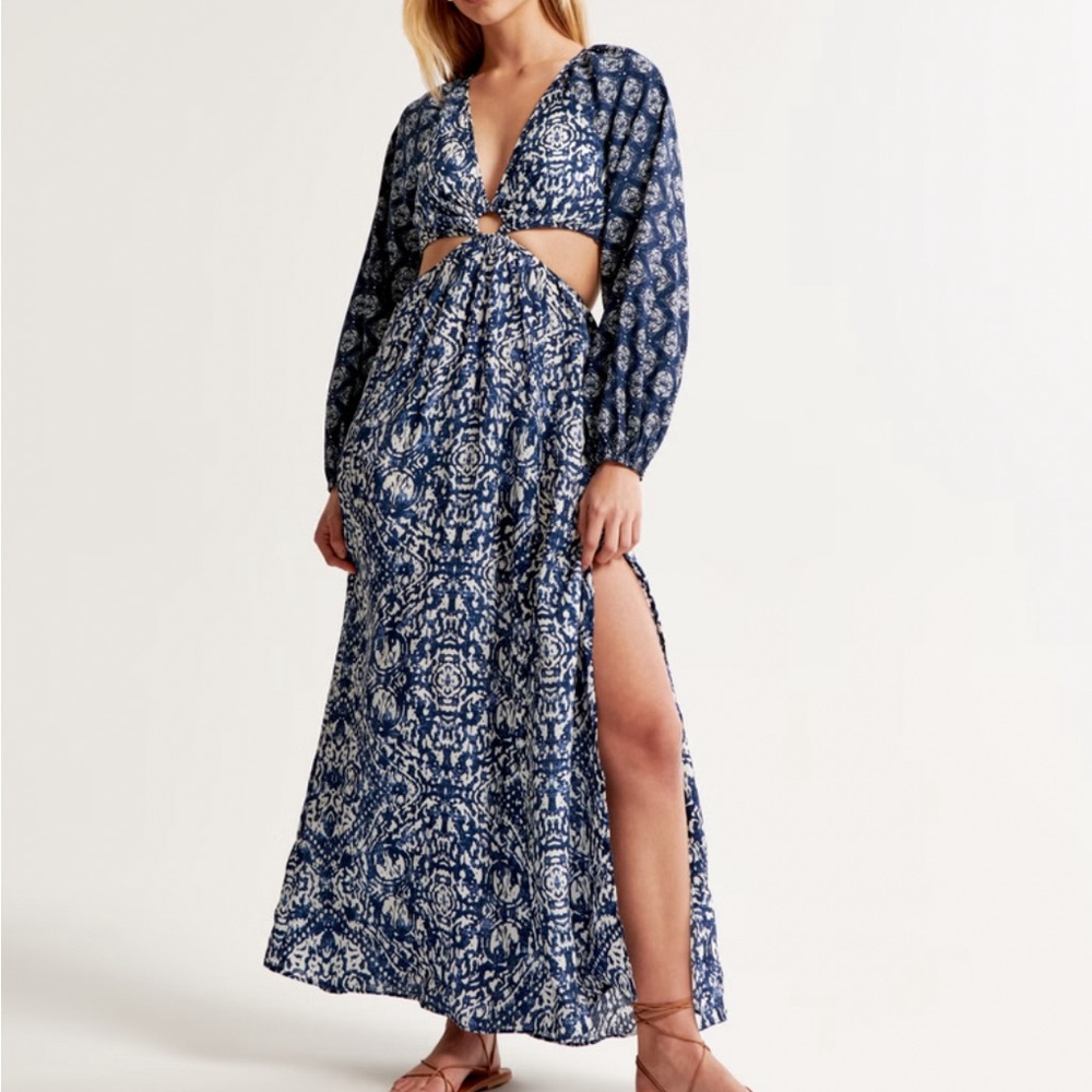 abercrombie and fitch long sleeve plunge cutout maxi dress | size s